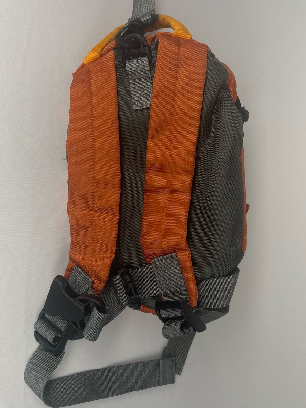 Little life Dinosaur Toddler Safety Harness Backpack Orange with Safety Leash - Picture 3 of 8
